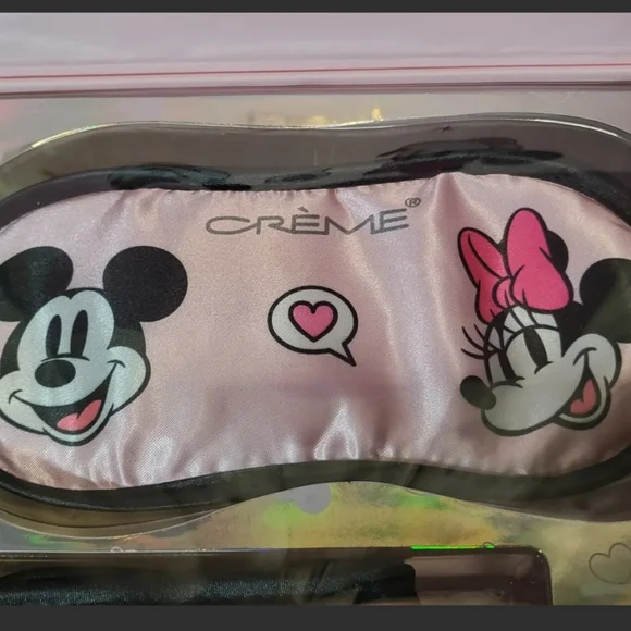 The Creme Shop Disney Minne & Mickey Season's Treatings Set - Picture 8 of 10